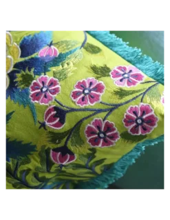 Coussin Brocart Decoratif Embroidered Lime, Designers Guild 2 Coussin Brocart Decoratif Embroidered Lime, Designers Guild -Deco En Ligne Magasin coussin brocart decoratif embroidered lime designers guild 2