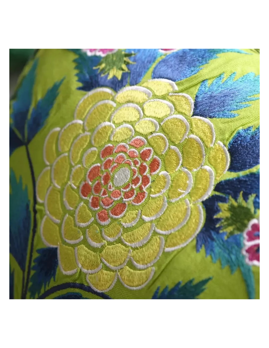 Coussin Brocart Decoratif Embroidered Lime, Designers Guild Coussin Brocart Decoratif Embroidered Lime, Designers Guild -Deco En Ligne Magasin coussin brocart decoratif embroidered lime designers guild 3