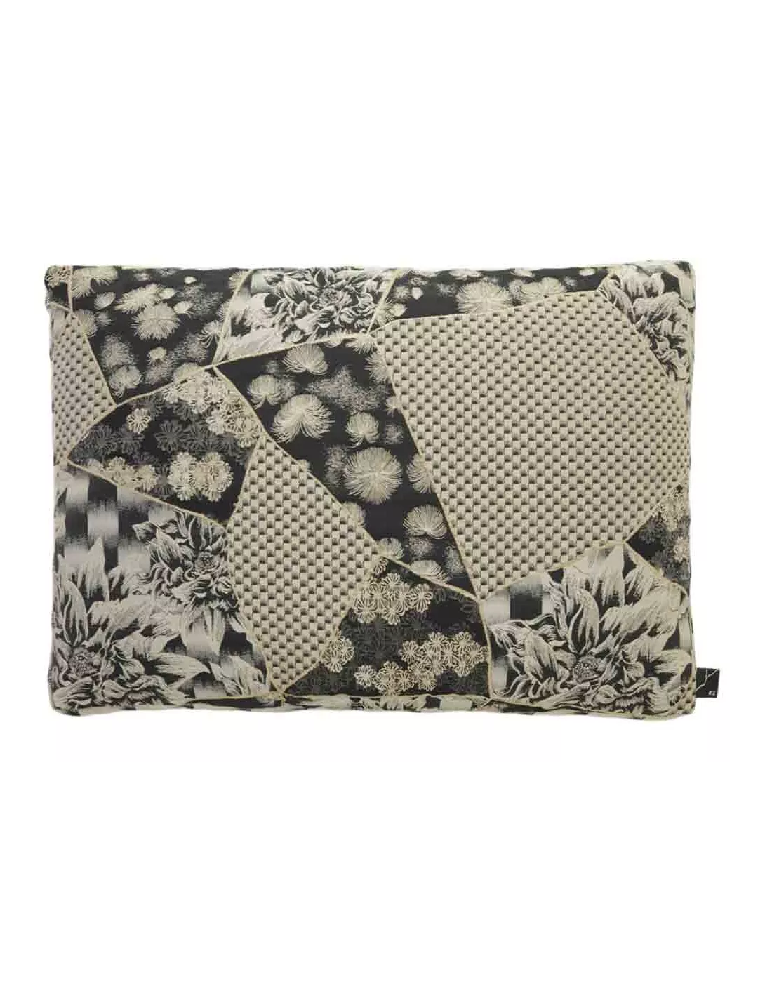 Coussin Hanatsugi noir, K3 design by Kenzo Takada Coussin Hanatsugi Noir, K3 Design By Kenzo Takada -Deco En Ligne Magasin coussin hanatsugi noir k3 design by kenzo takada