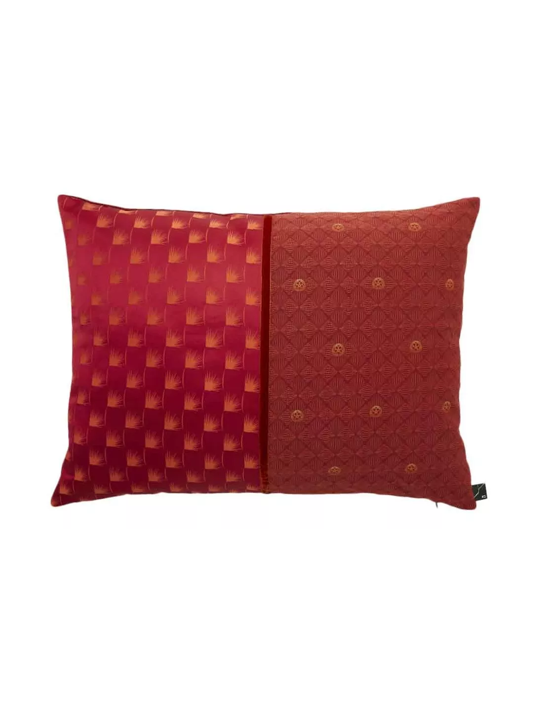 Coussin Kaede Kikyo rouge, K3 design by Kenzo Takada Coussin Kaede Kikyo Rouge, K3 Design By Kenzo Takada -Deco En Ligne Magasin coussin kaede kikyo rouge k3 design by kenzo takada