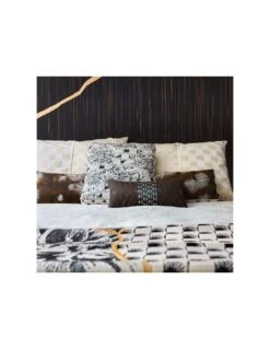 Coussin Kiku Awase Ikat, K3 Design By Kenzo Takada -Deco En Ligne Magasin coussin kiku awase ikat k3 design by kenzo takada 3