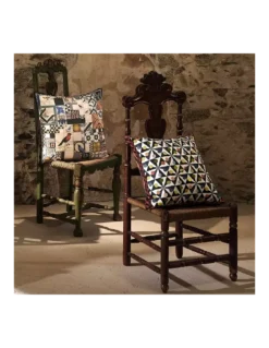 Coussin Mila Tomate, Christian Lacroix 2 Coussin Mila Tomate, Christian Lacroix -Deco En Ligne Magasin coussin mila tomate christian lacroix 2