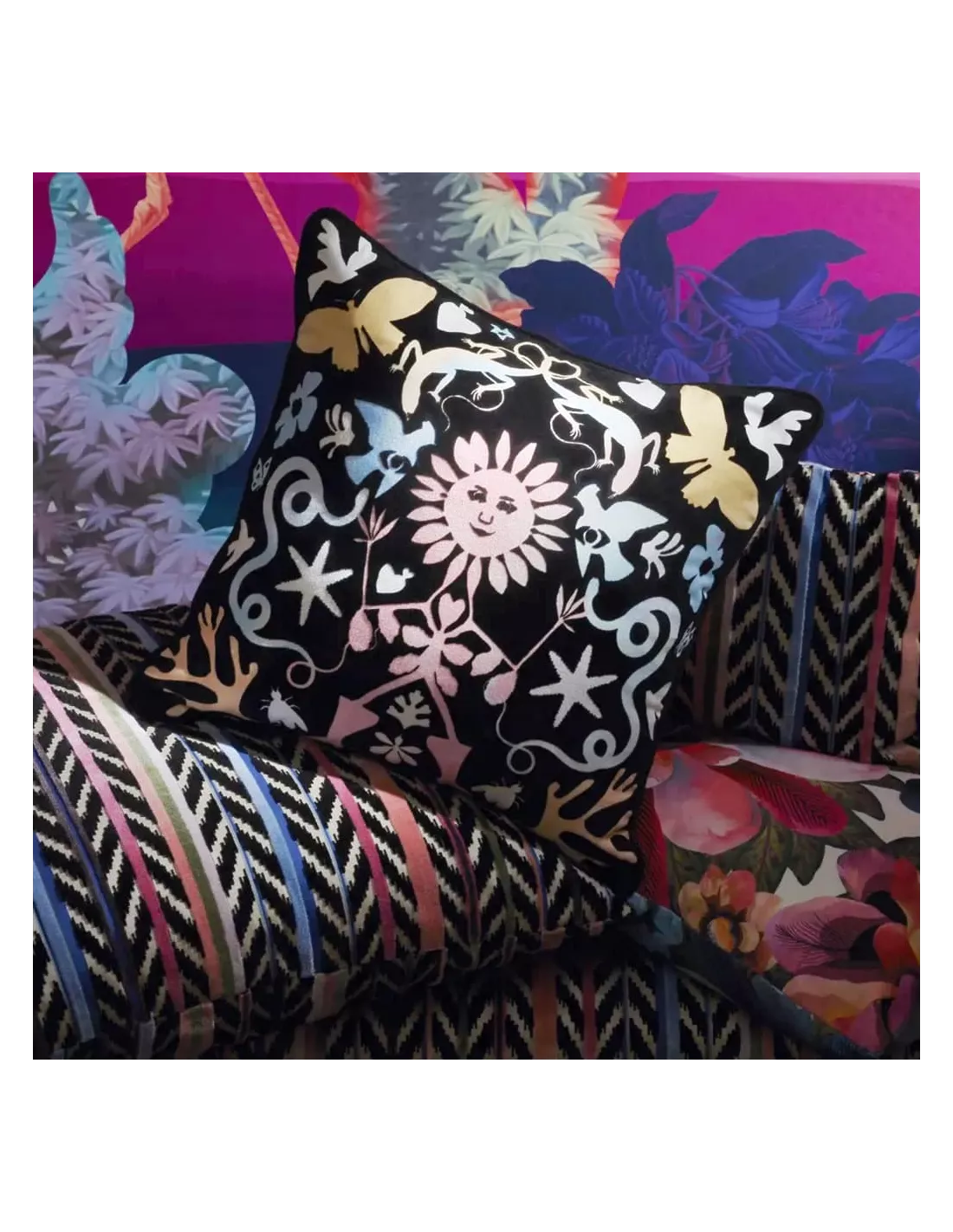 Coussin Reve de Papier Jais, Christian Lacroix Coussin Reve De Papier Jais, Christian Lacroix -Deco En Ligne Magasin coussin reve de papier jais christian lacroix 2