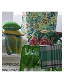 Plaid Fontaine Cobalt, Designers Guild -Deco En Ligne Magasin plaid fontaine cobalt designers guild 2