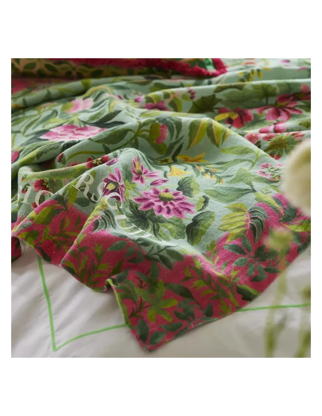 Plaid Ikebana Damask, Designers Guild Plaid Ikebana Damask, Designers Guild -Deco En Ligne Magasin plaid ikebana damask designers guild 2