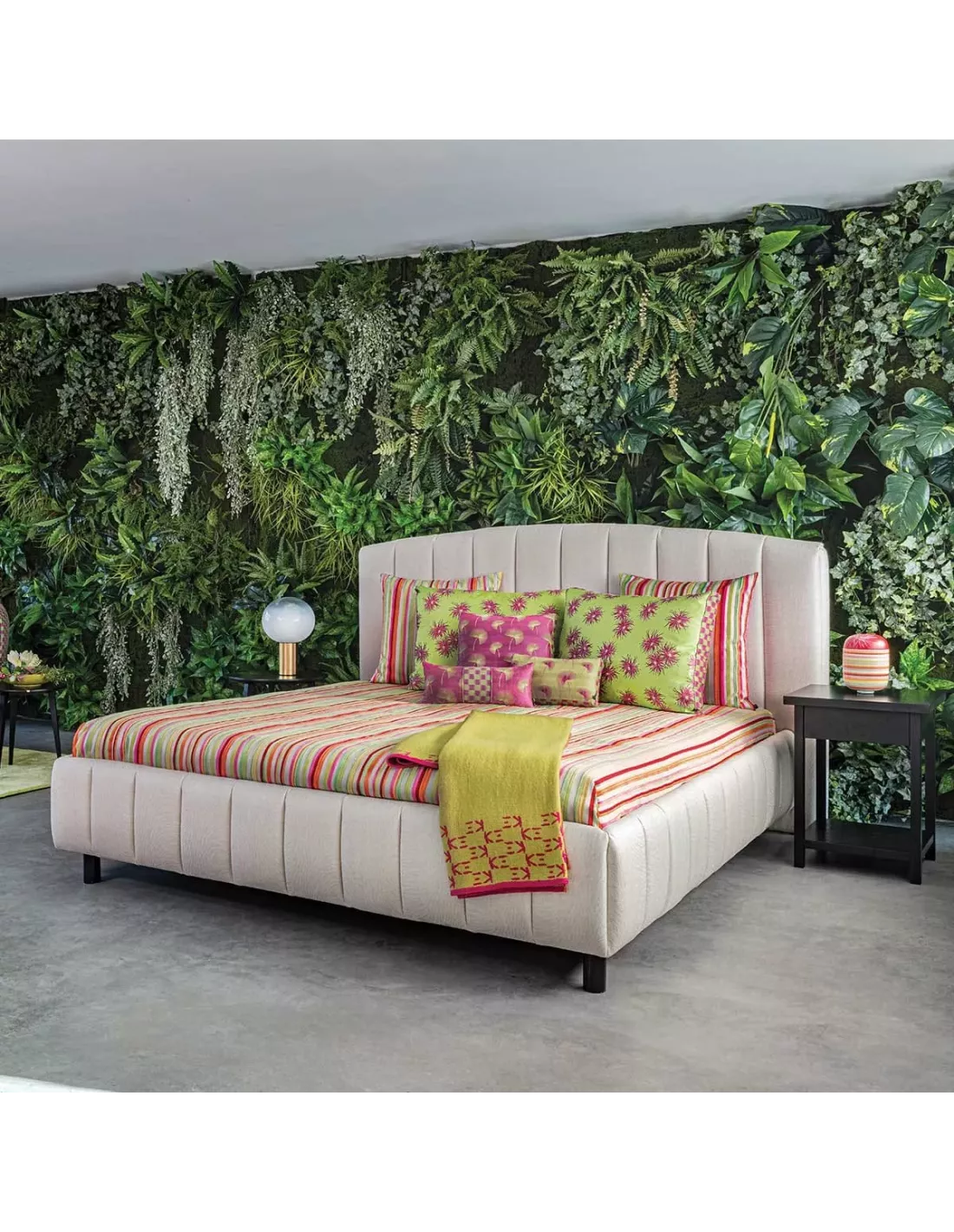 Plaid Kashimea vert et rose, K3 design by Kenzo Takada Plaid Kashimea Vert Et Rose, K3 Design By Kenzo Takada -Deco En Ligne Magasin plaid kashimea vert et rose k3 design by kenzo takada 1