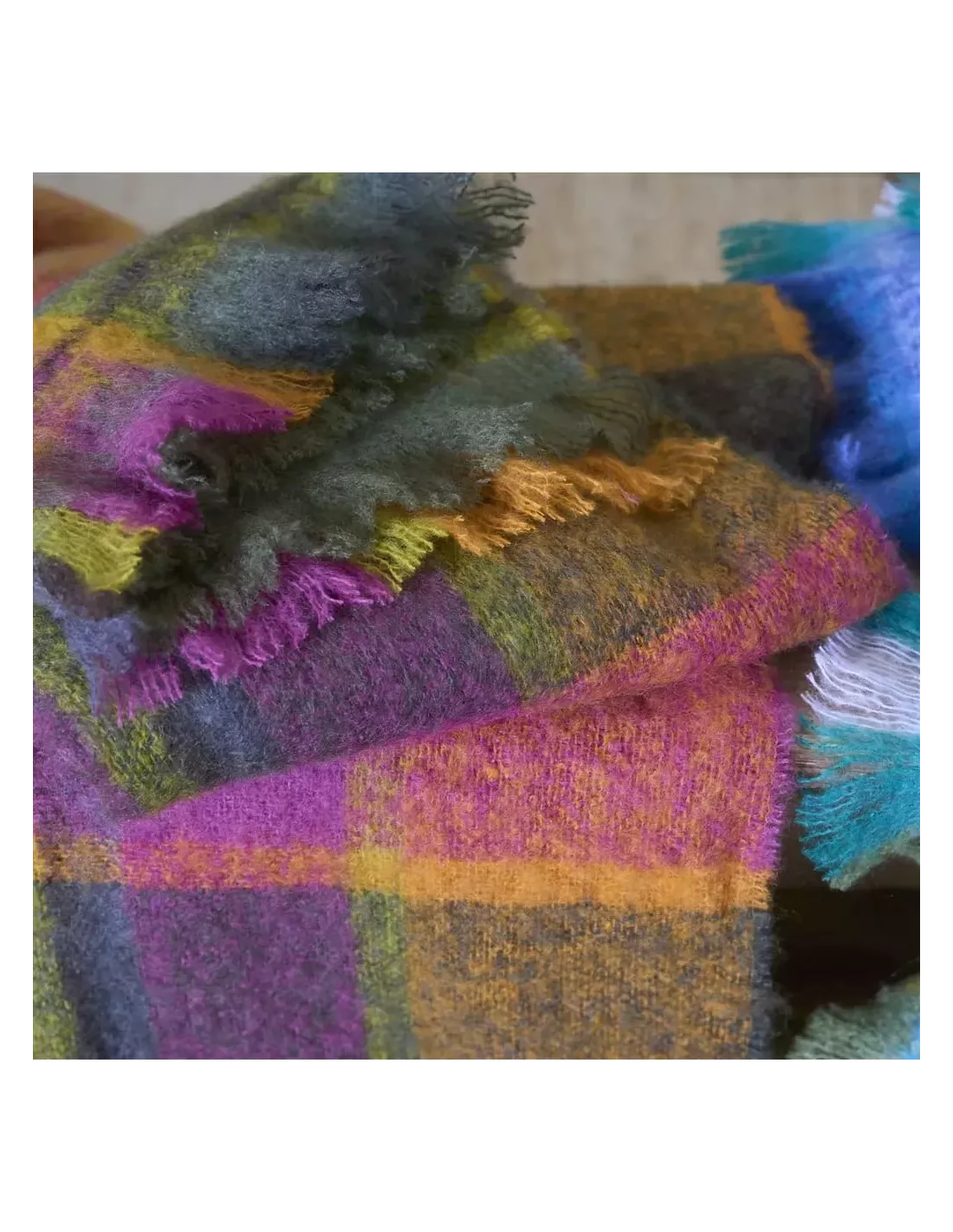 Plaid Mikome Fuchsia, Designers Guild Plaid Mikome Fuchsia, Designers Guild -Deco En Ligne Magasin plaid mikome fuchsia designers guild 1