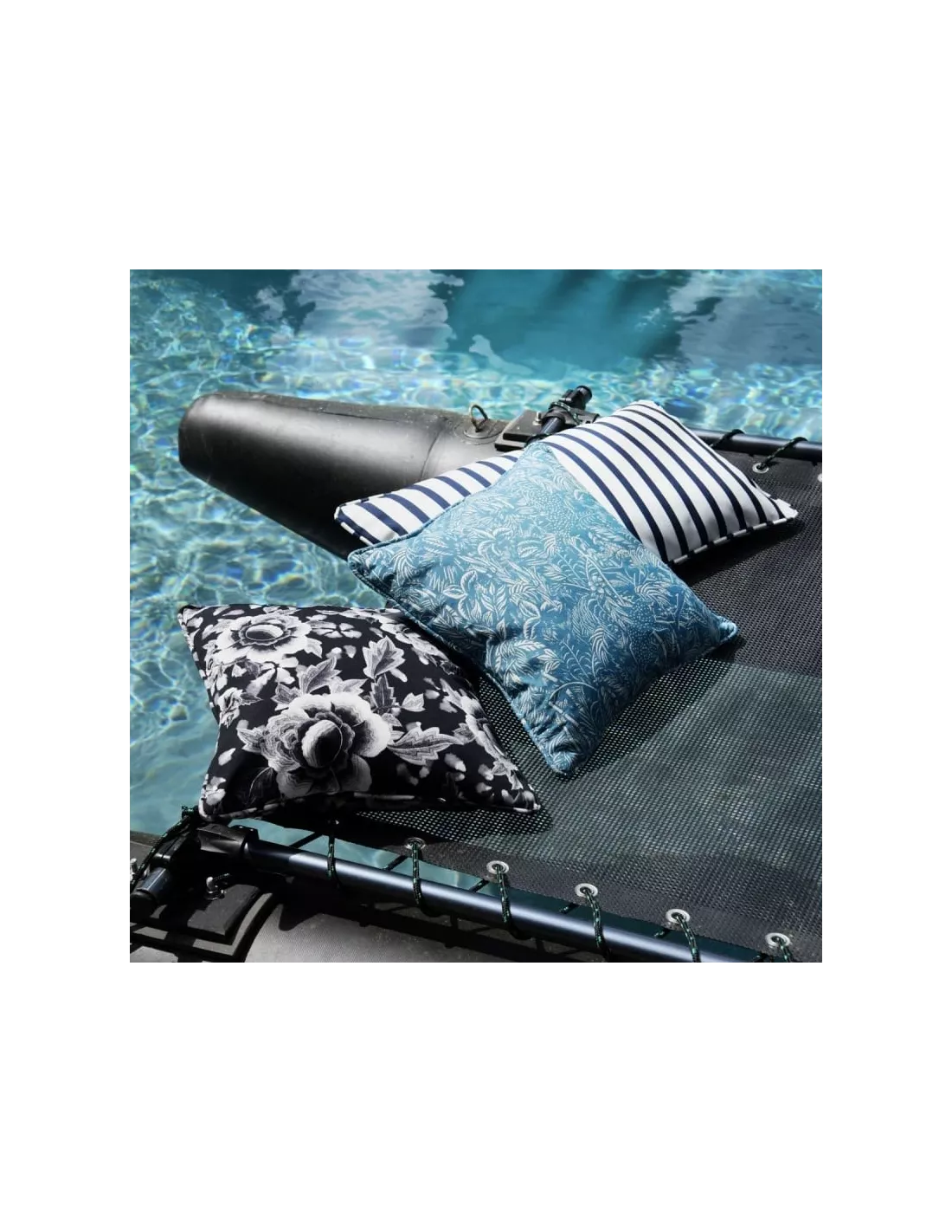 Tissu Brest Indigo Outdoor, Jean Paul Gaultier Tissu Brest Indigo Outdoor, Jean Paul Gaultier -Deco En Ligne Magasin tissu brest indigo outdoor jean paul gaultier 1