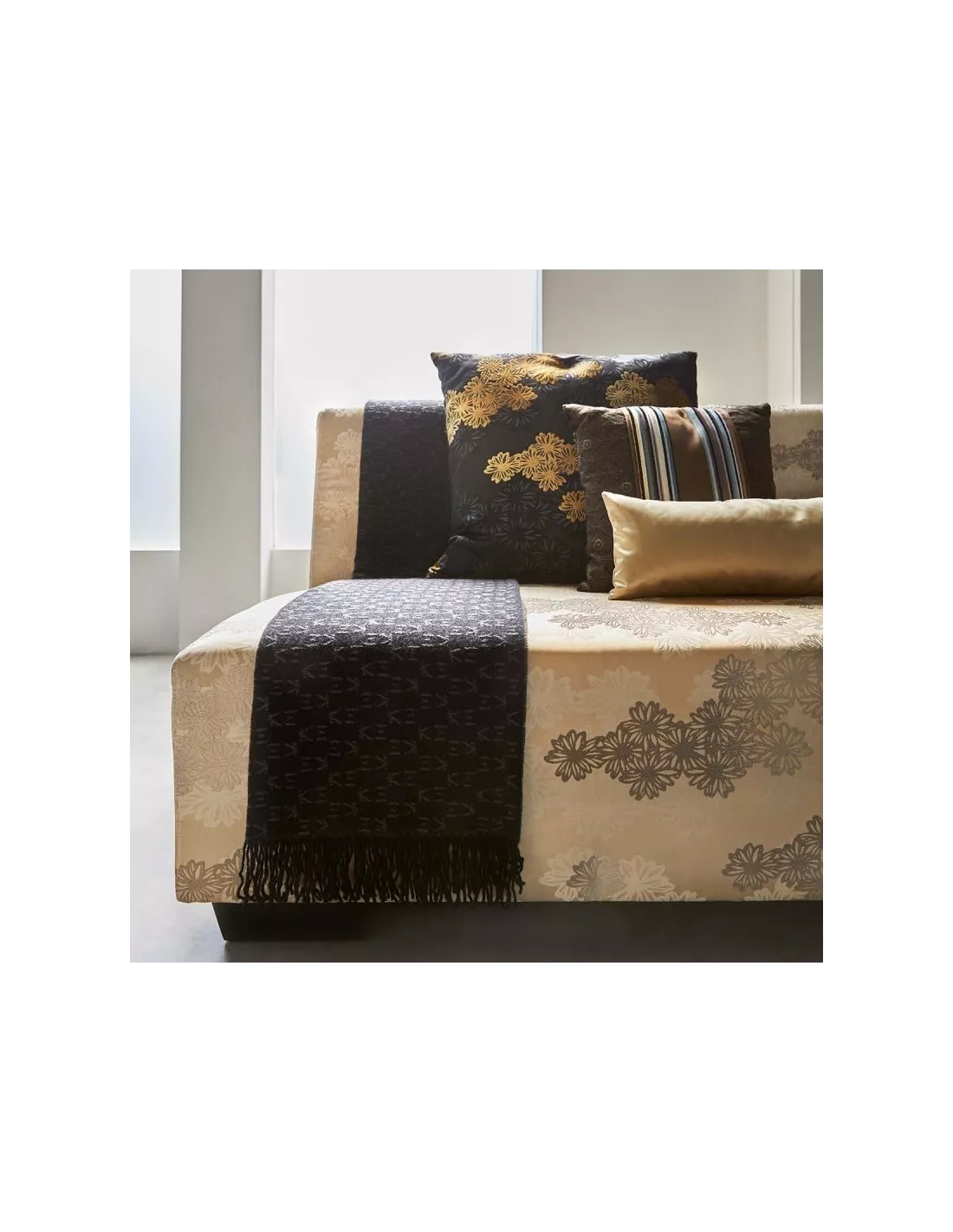 Velours Kima marron, K3 design by Kenzo Takada Velours Kima Marron, K3 Design By Kenzo Takada -Deco En Ligne Magasin velours kima marron k3 design by kenzo takada 3